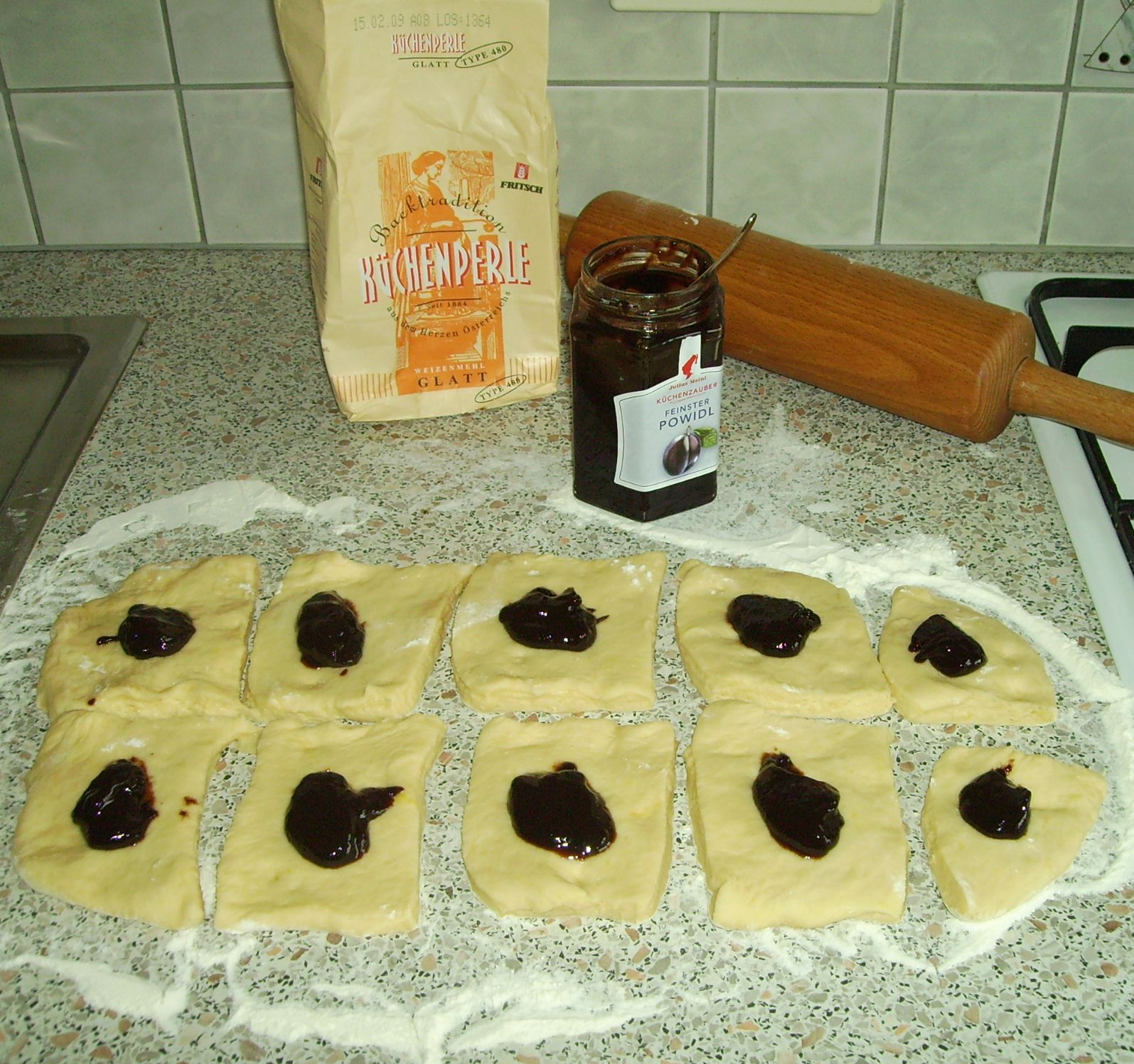 Photo de la recette « Buchteln (brioches autrichiennes à la confiture) »