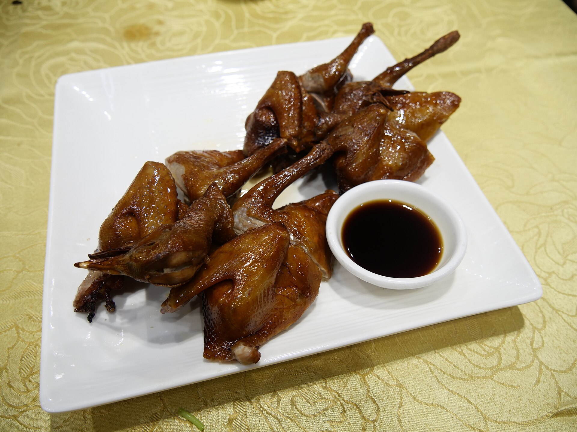 Photo de la recette « Pigeons grillés à l'égyptienne (fattah meshaltet) »