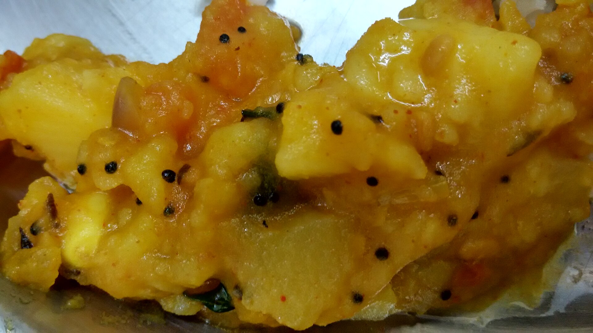 Photo de la recette « Curry de pommes de terre (aloo masala) »