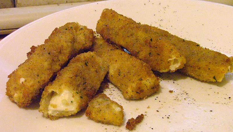 Photo de la recette « Bâtonnets de mozzarella panés »