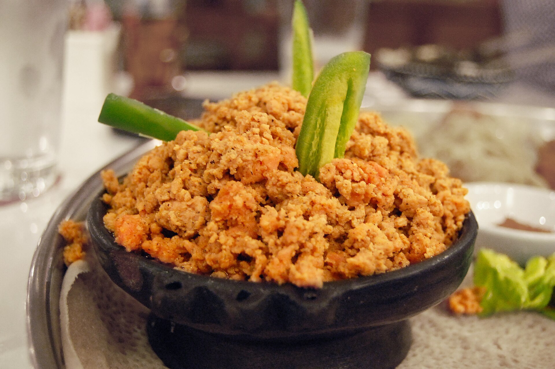 Photo de la recette « Kitfo éthiopien (bœuf haché cru épicé) »