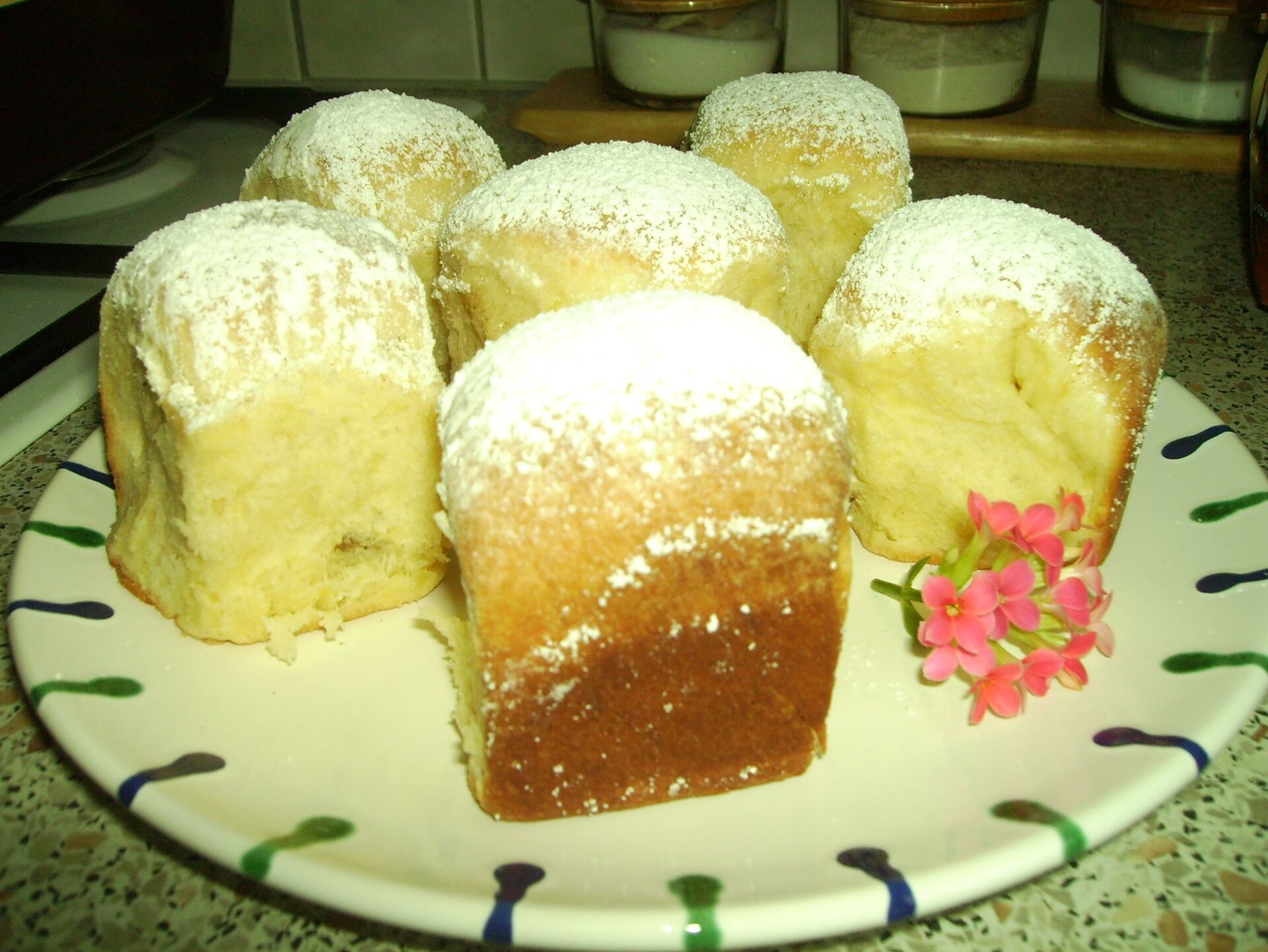 Photo de la recette « Buchteln (brioches autrichiennes à la confiture) »