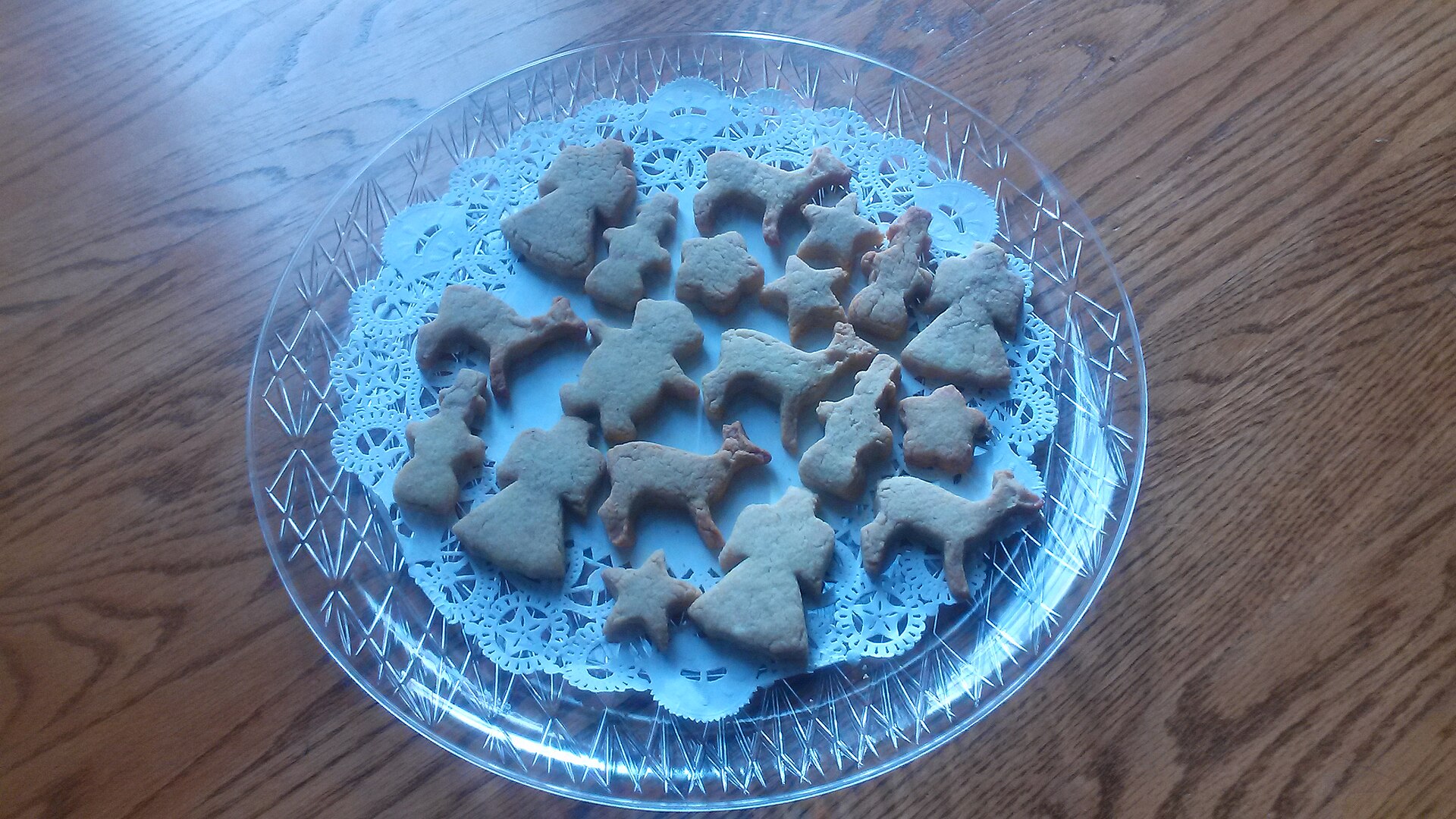 Photo de la recette « Biscuits de Noël à la cannelle »