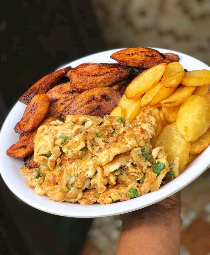 Photo de la recette « Banane plantain frite et œuf »