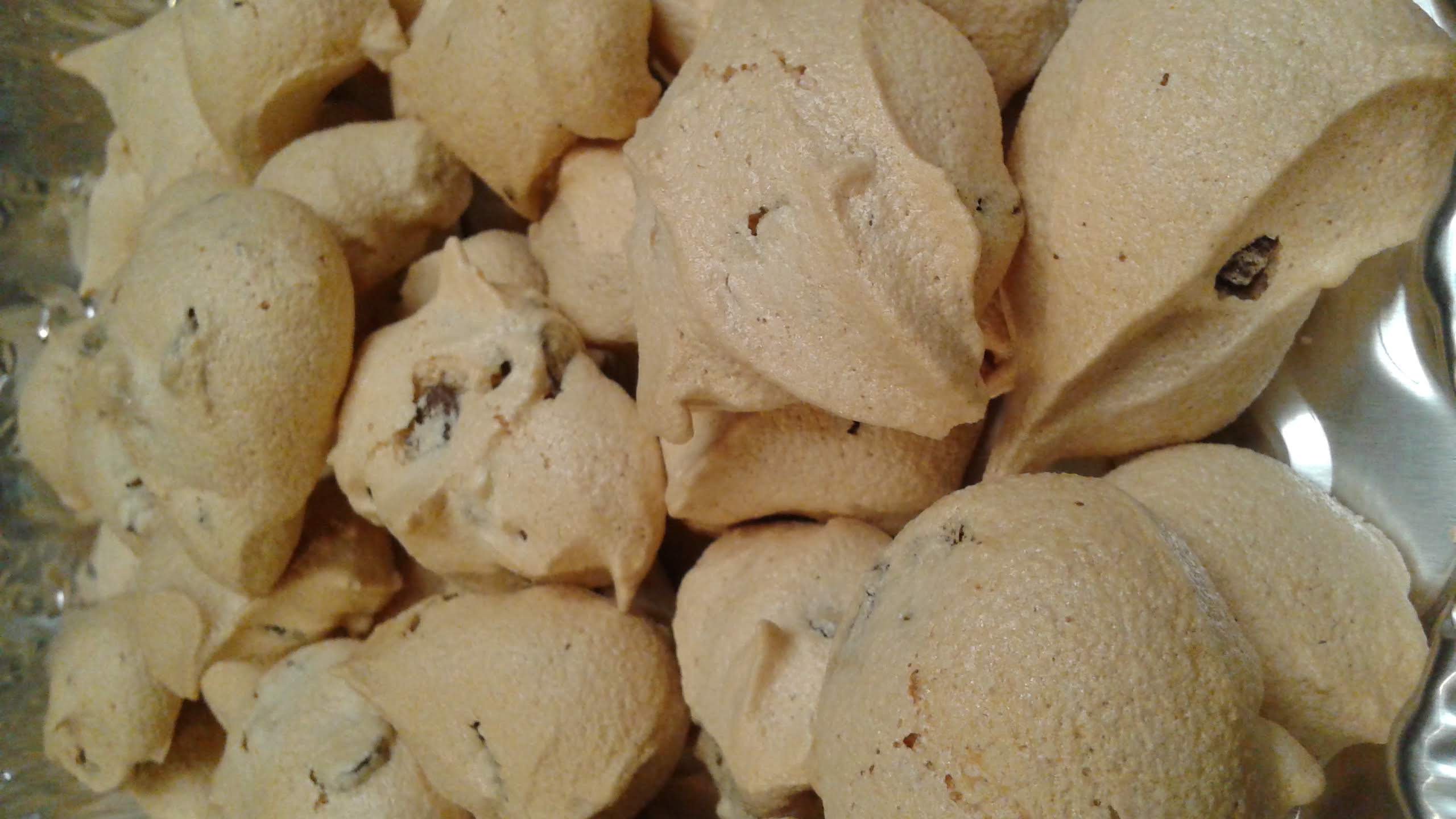 Photo de la recette « Meringues aux pépites de chocolat »